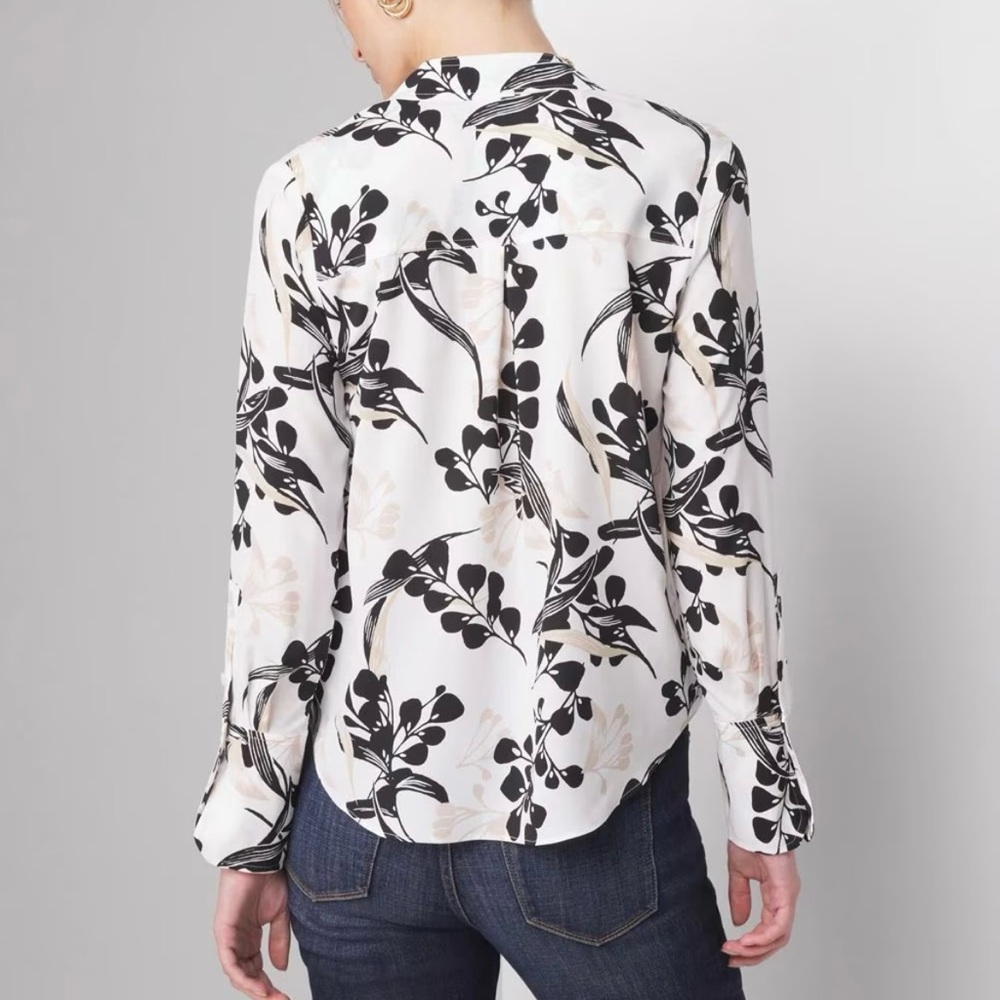 White House Black Market Black and White Floral Blouse Size XS - Picture 11 of 12